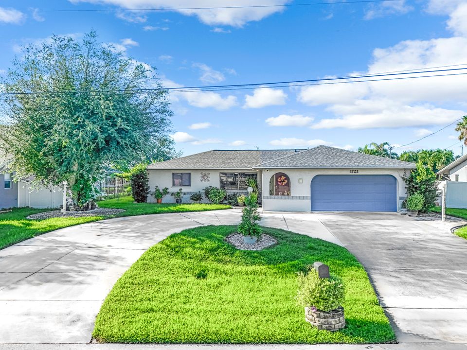 1722 SE 14th Terrace, Cape Coral, FL 33990