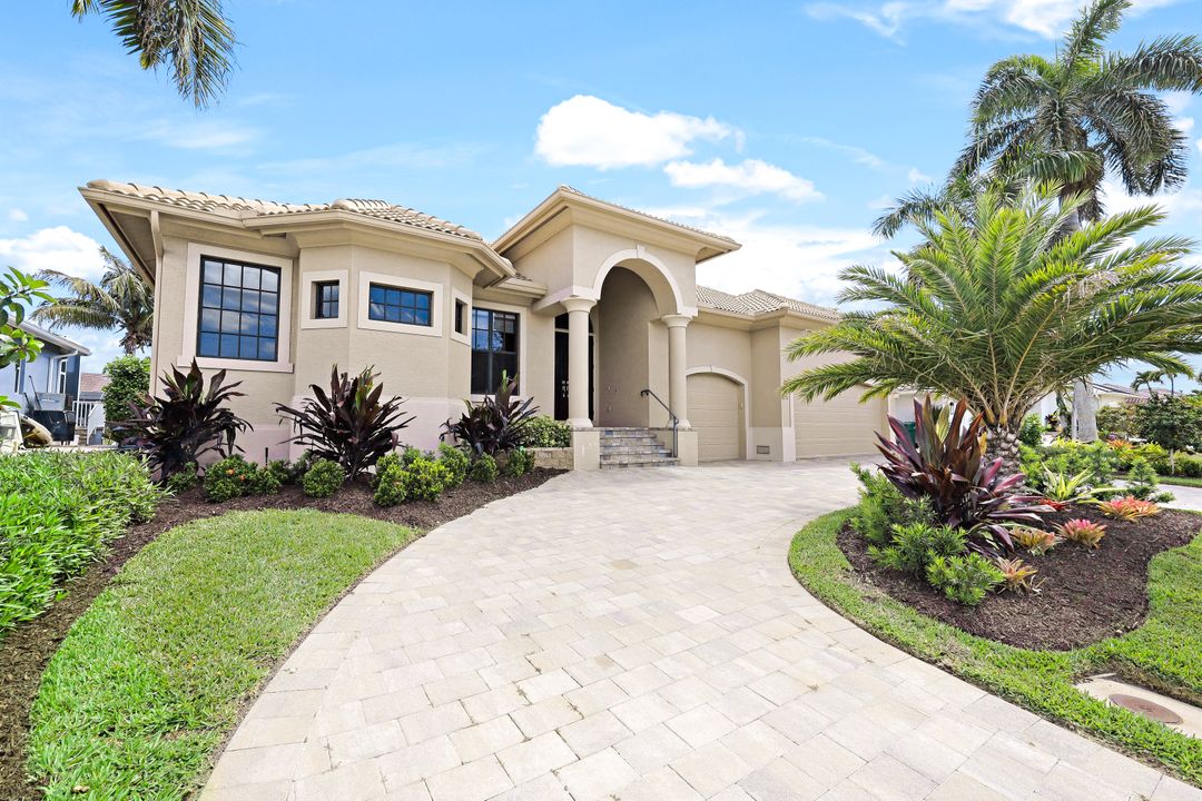 1171 Twin Oak Ct, Marco Island, FL 34145