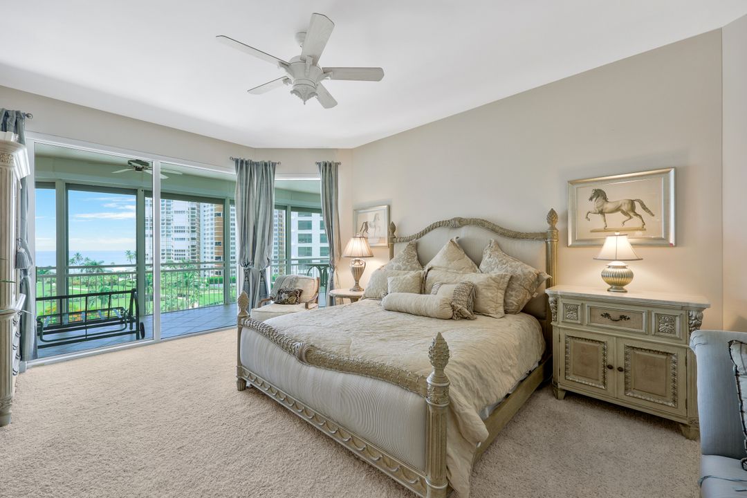 4151 Gulf Shore Blvd N #705, Naples, FL 34103