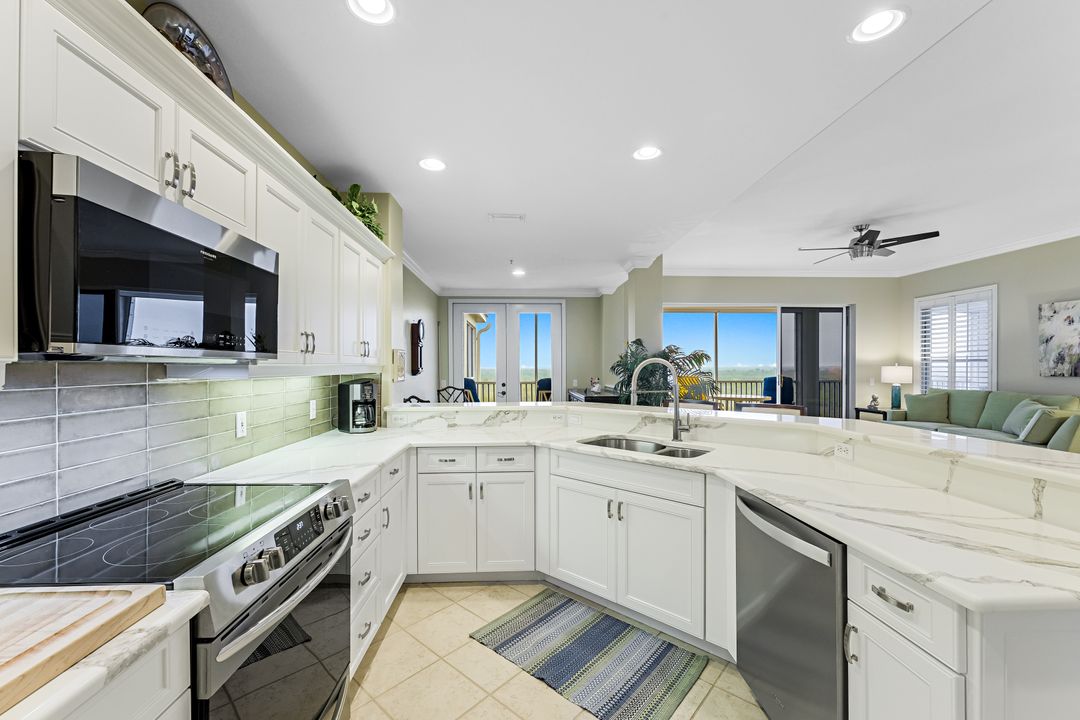 9131 Southmont Cove #405, Fort Myers, FL 33908