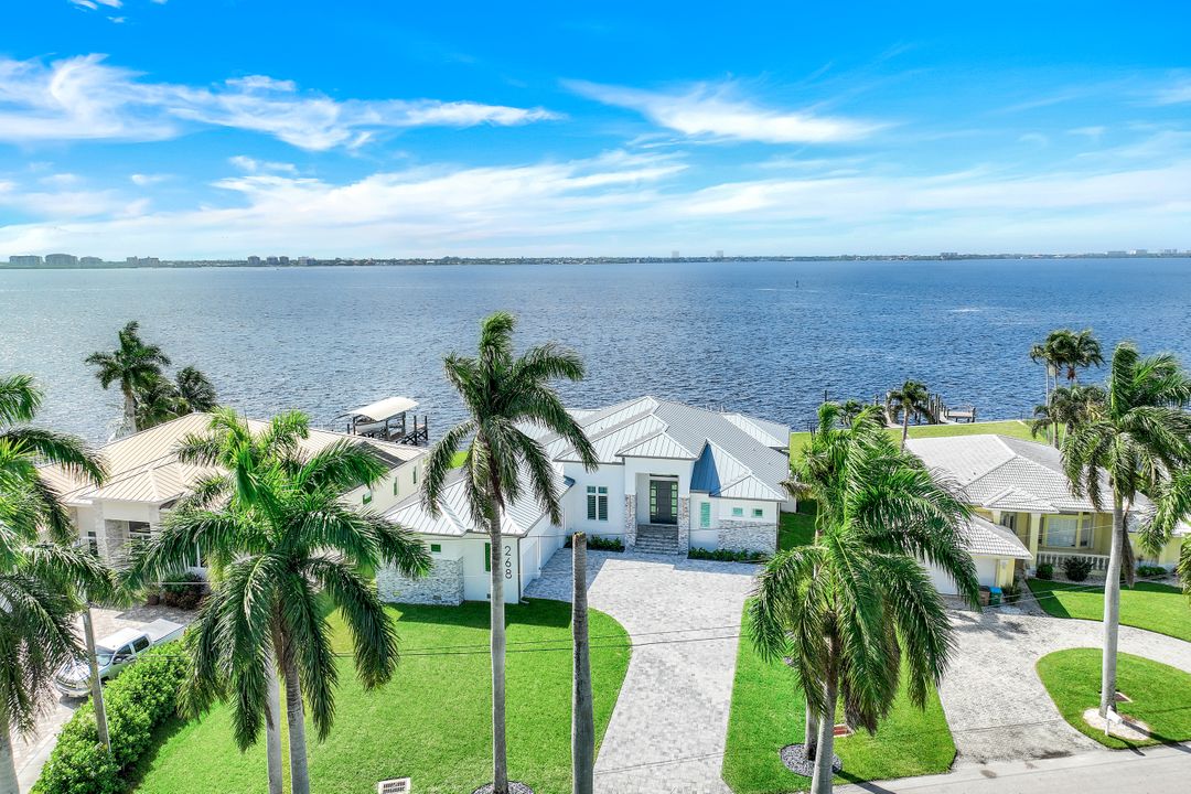 268 Bayshore Dr, Cape Coral, FL 33904