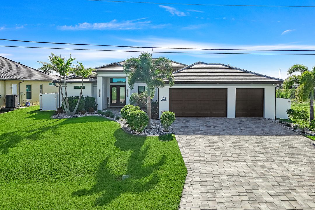 2821 SW 17th Pl, Cape Coral, FL 33914