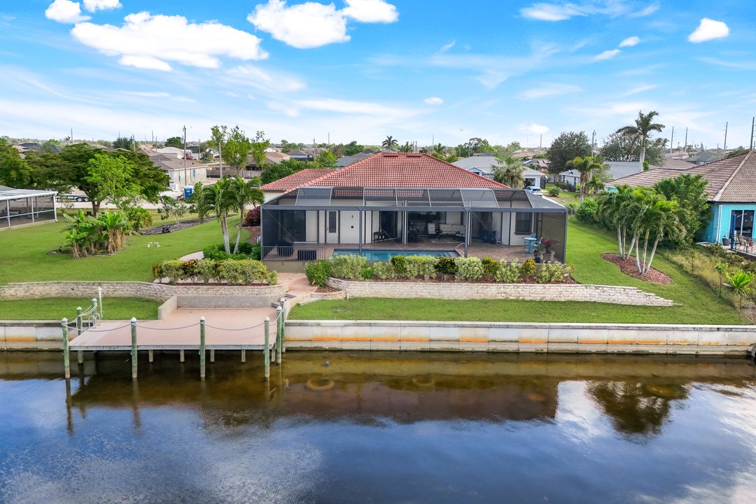 2504 NW 3rd Pl, Cape Coral, FL 33993