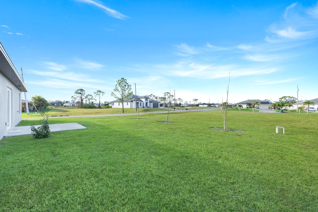 2523 NW 27th Terrace, Cape Coral, FL 33993