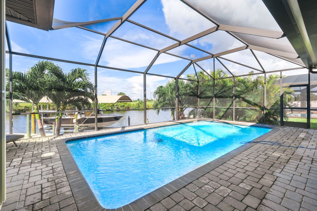 3213 NW 9th St, Cape Coral, FL 33993