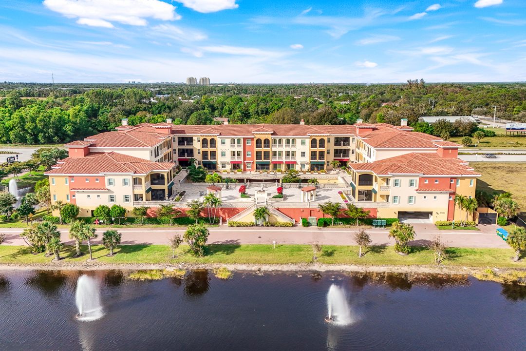 21530 Strada Nuova Circle  #305, Estero, FL 33928