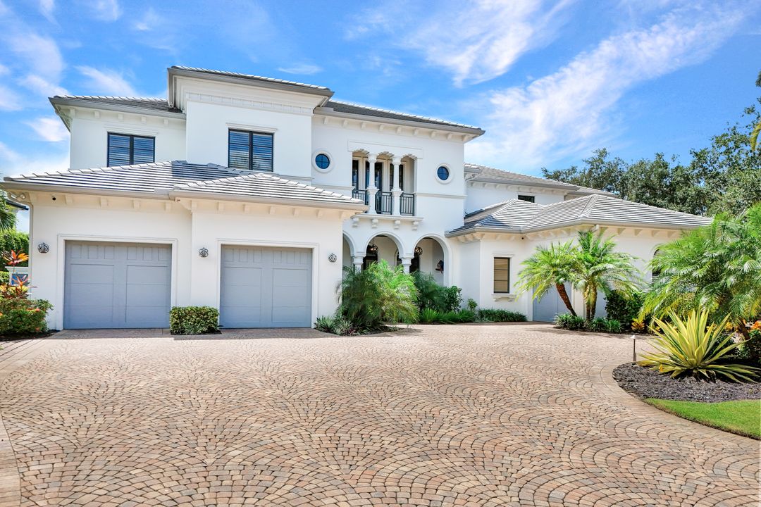 16770 Prato Way, Naples, FL 34110