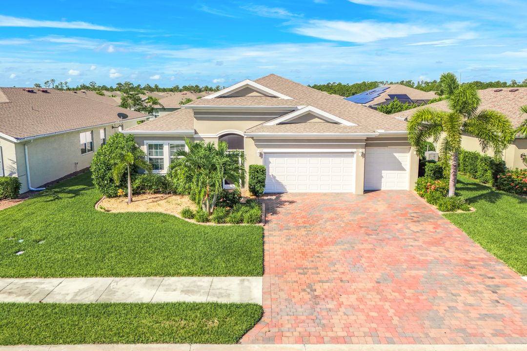 2630 Corona Ln, Cape Coral, FL 33909