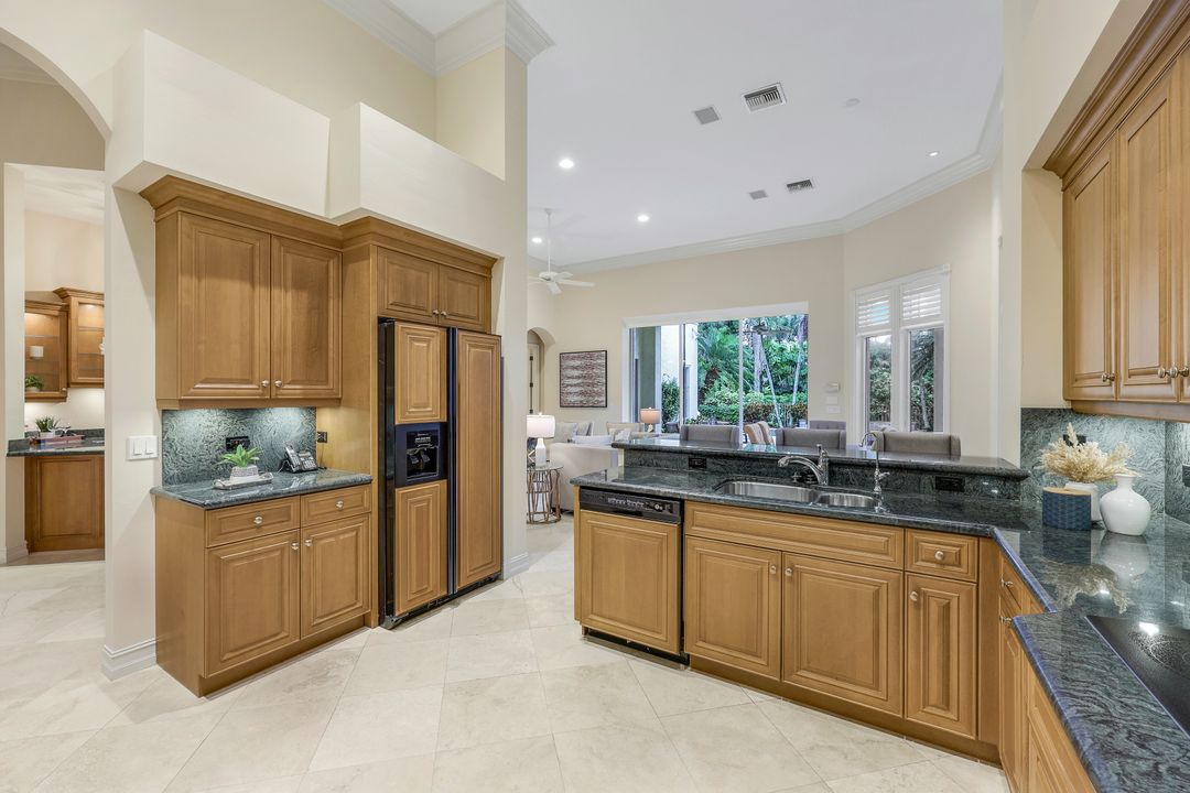 9013 Terranova Dr, Naples, FL 34109