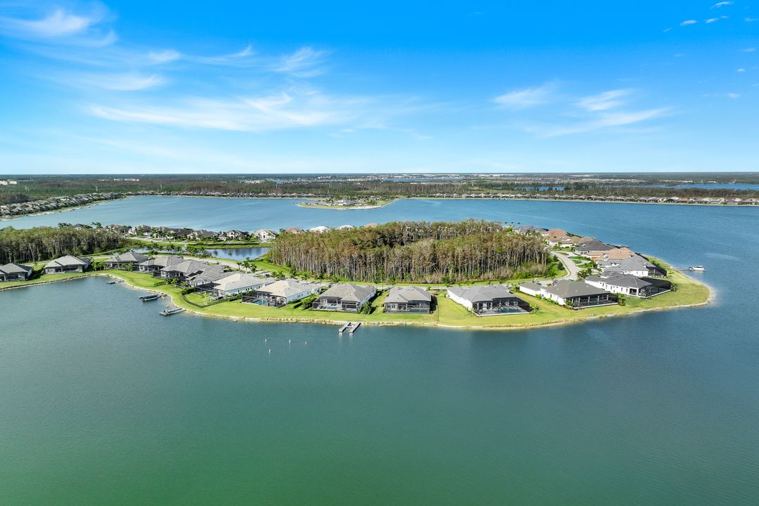 18250 Blue Eye Loop, Miromar Lakes, FL 33913