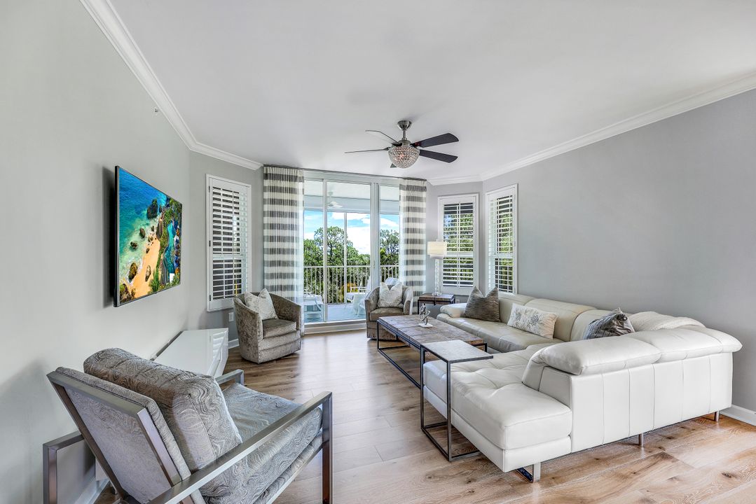 325 Dunes Blvd #307, Naples, FL 34110