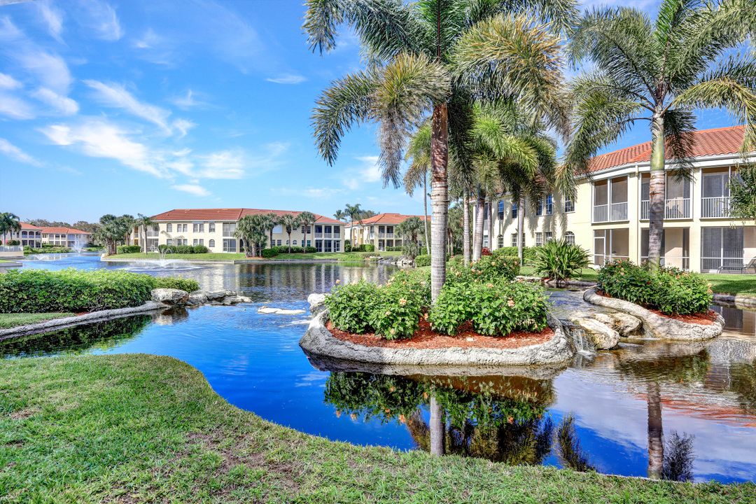 200 Lambiance Cir #205, Naples, FL 34108