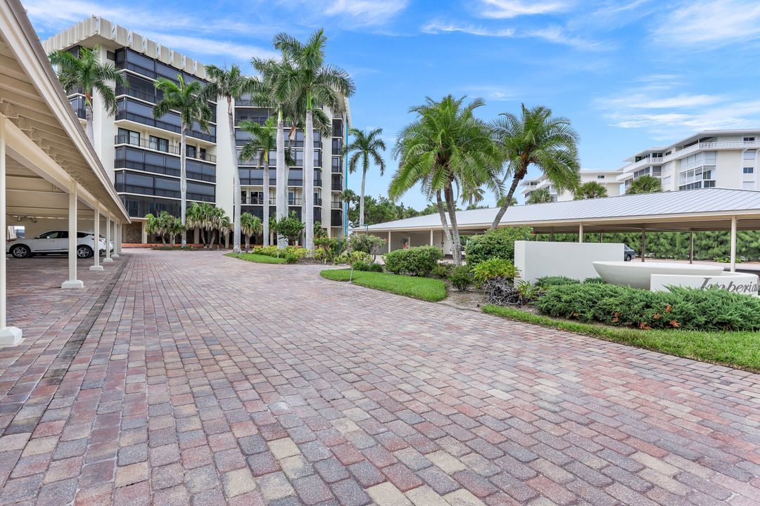 3399 Gulf Shore Blvd N #509, Naples, FL 34103