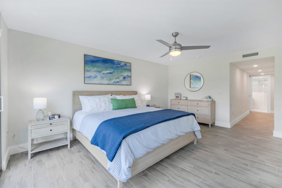 200 Periwinkle Way #114, Sanibel, FL 33957