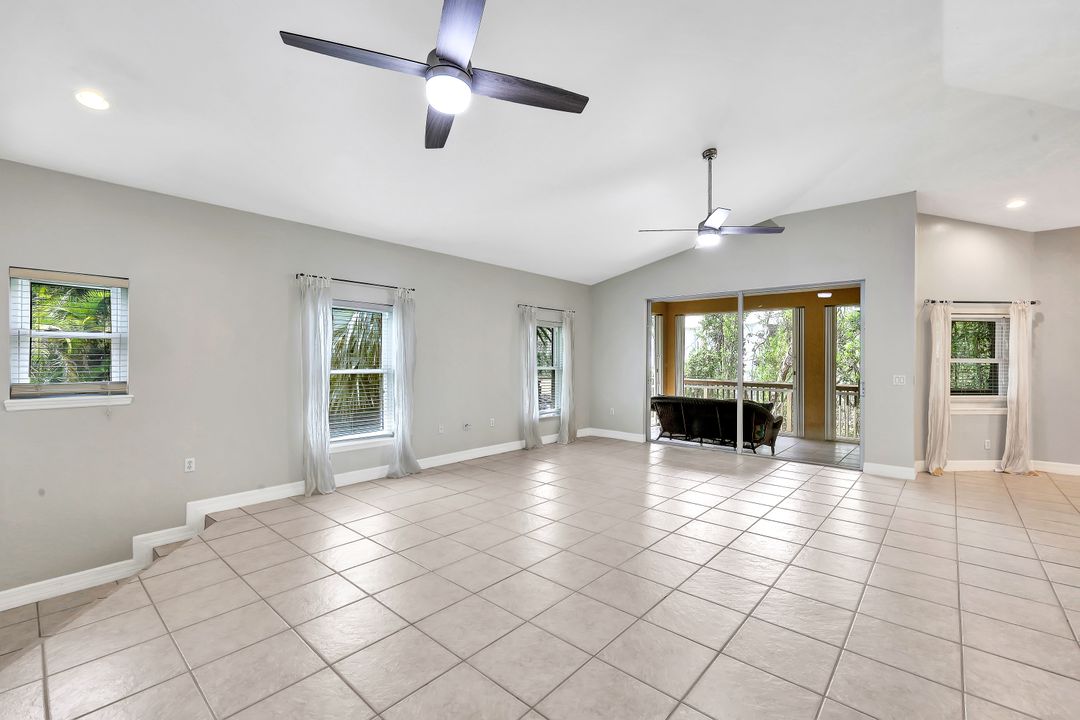 7745 Victoria Cove Ct, Fort Myers, FL 33908