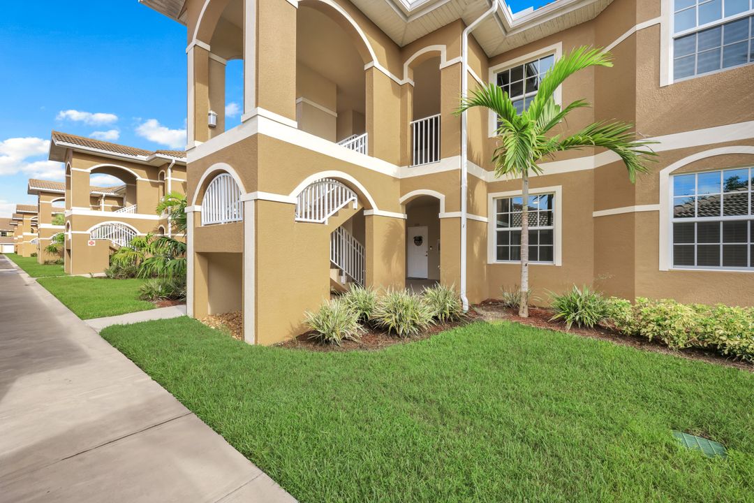 1137 Winding Pines Circle #106, Cape Coral, FL 33909