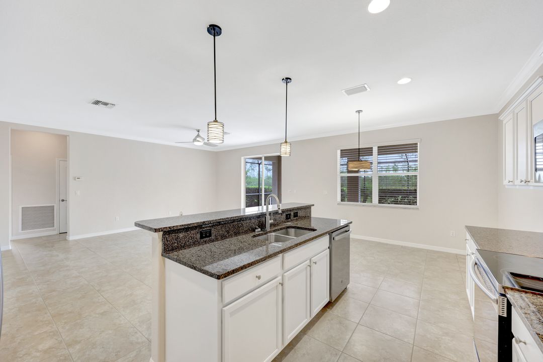 21017 Bella Terra Blvd, Estero, FL 33928