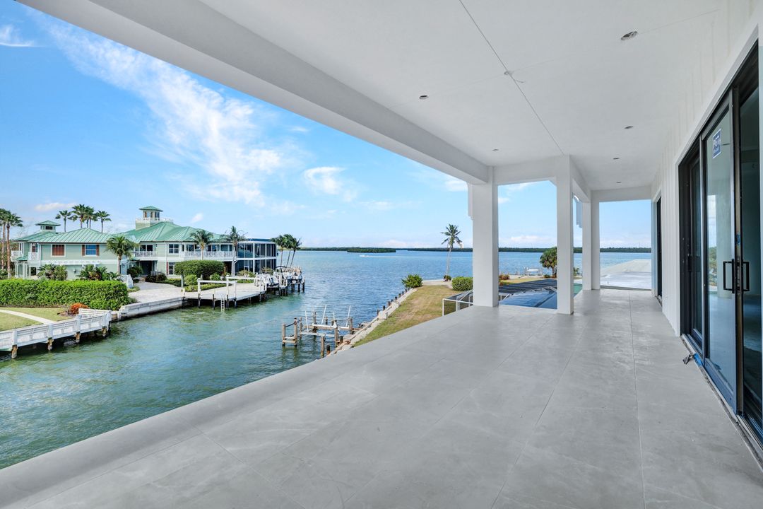 960 Iris Ct, Marco Island, FL 34145