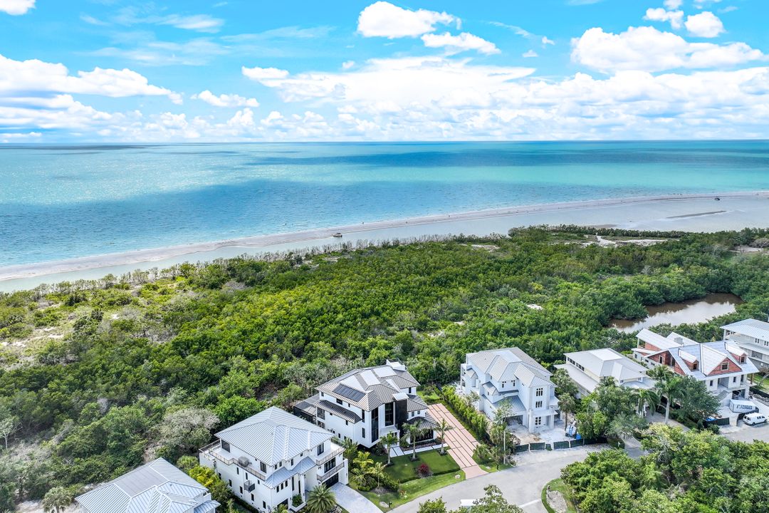 664 Waterside Dr, Marco Island, FL 34145