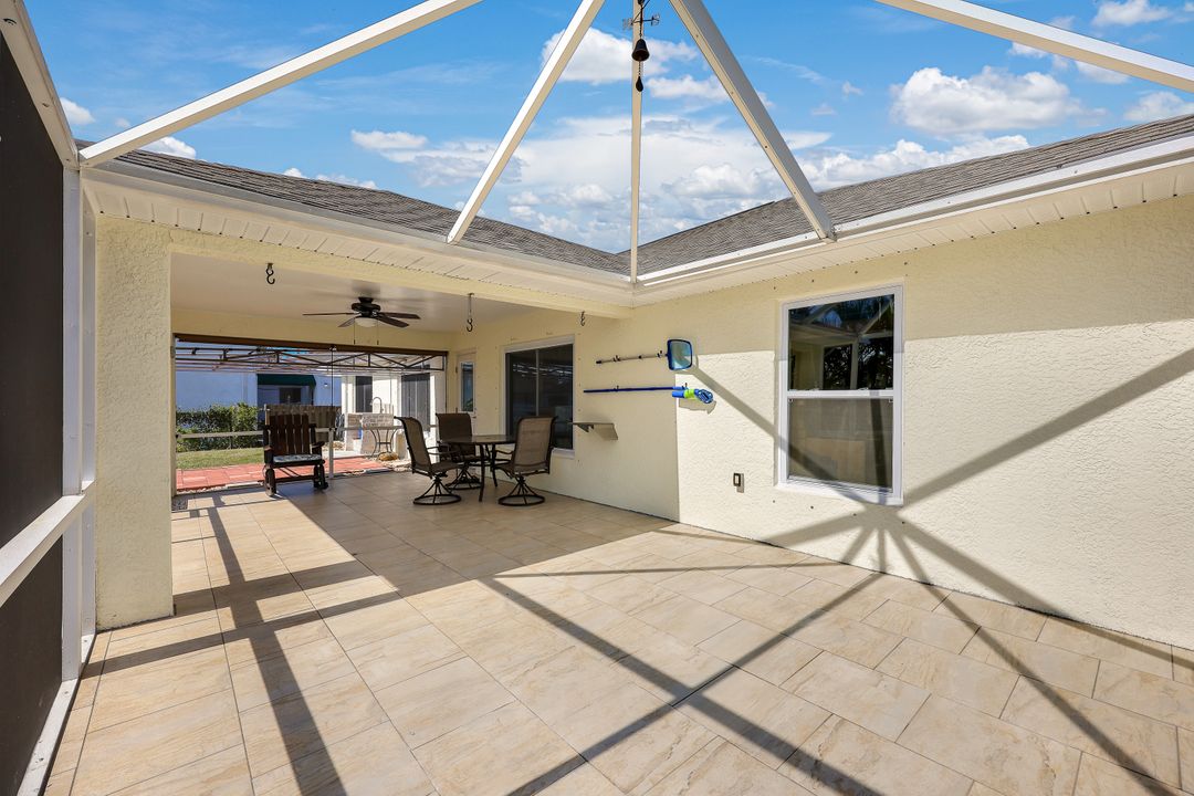 1912 SW 10th Terrace, Cape Coral, FL 33991