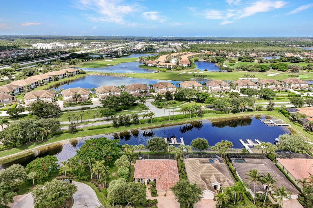 8776 Hideaway Harbor Ct, Naples, FL 34120