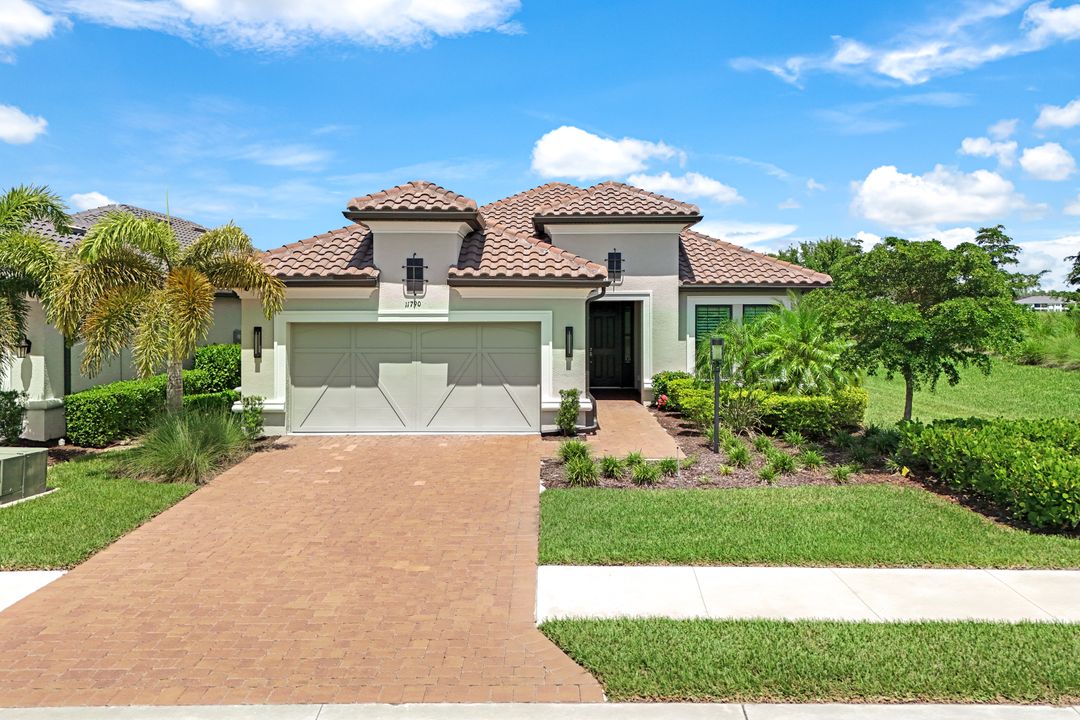 11790 Canal Grande Dr, Fort Myers, FL 33913