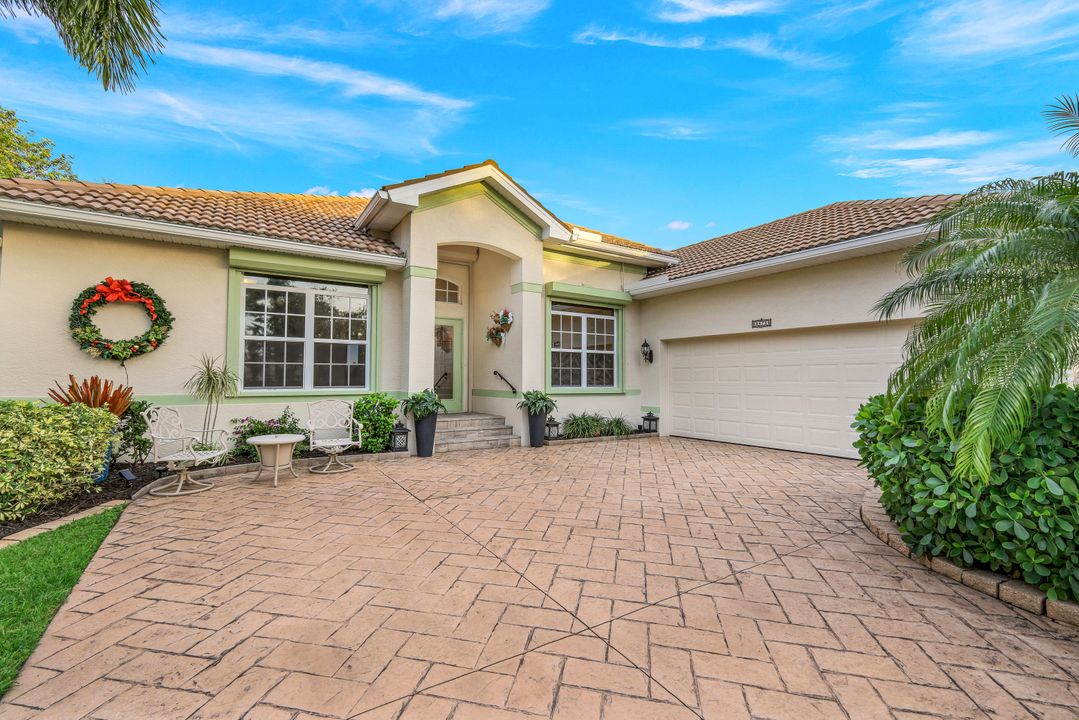 8675 Southwind Bay Cir, Fort Myers, FL 33908