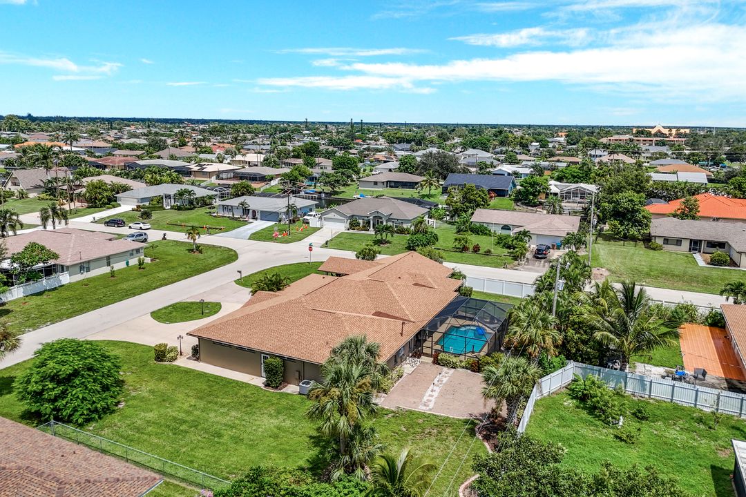 2923 SE 15th Ave, Cape Coral, FL 33904