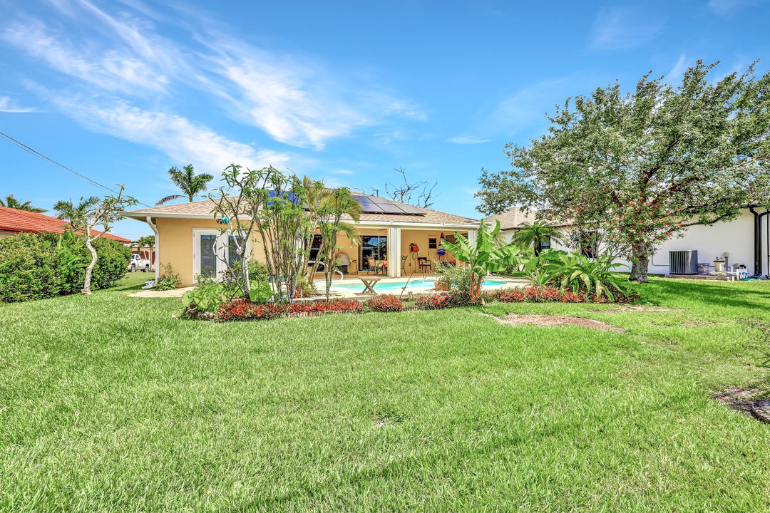 5244 SW 19th Ave, Cape Coral, FL 33914