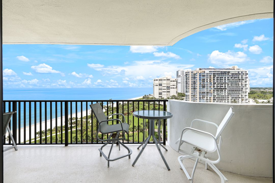 4005 Gulf Shore Blvd N #1001, Naples, FL 34103