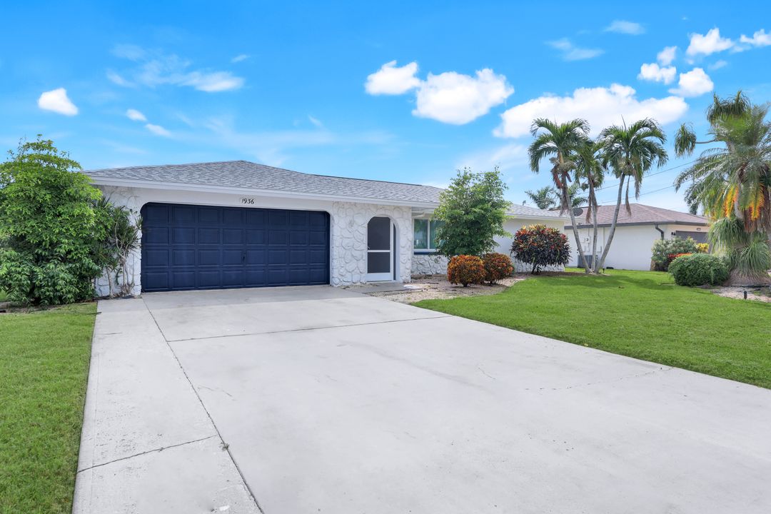 1936 Palaco Grande Pkwy, Cape Coral, FL 33904