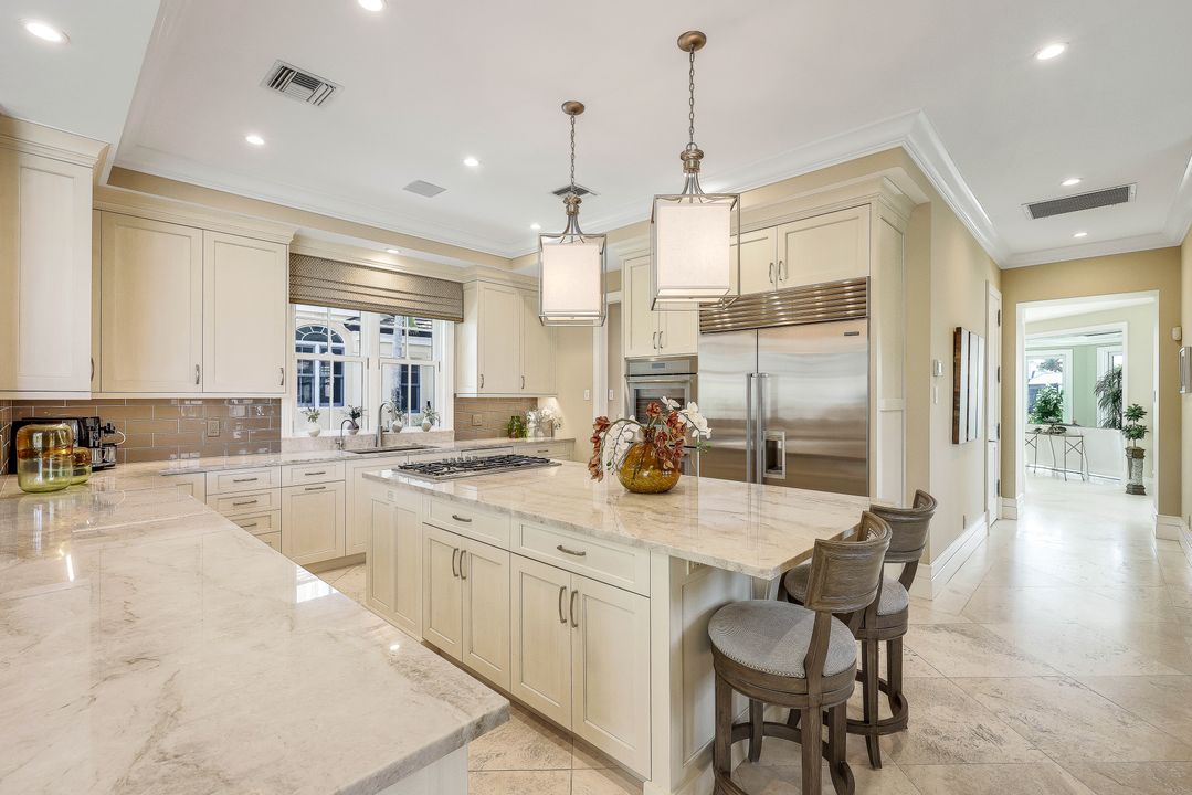 27801 Marina Pointe Dr, Bonita Springs, FL 34134