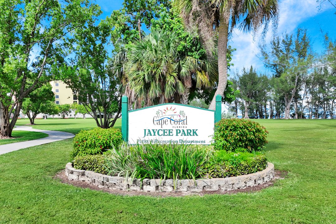 4021 SE 19th Ave #201, Cape Coral, FL 33904