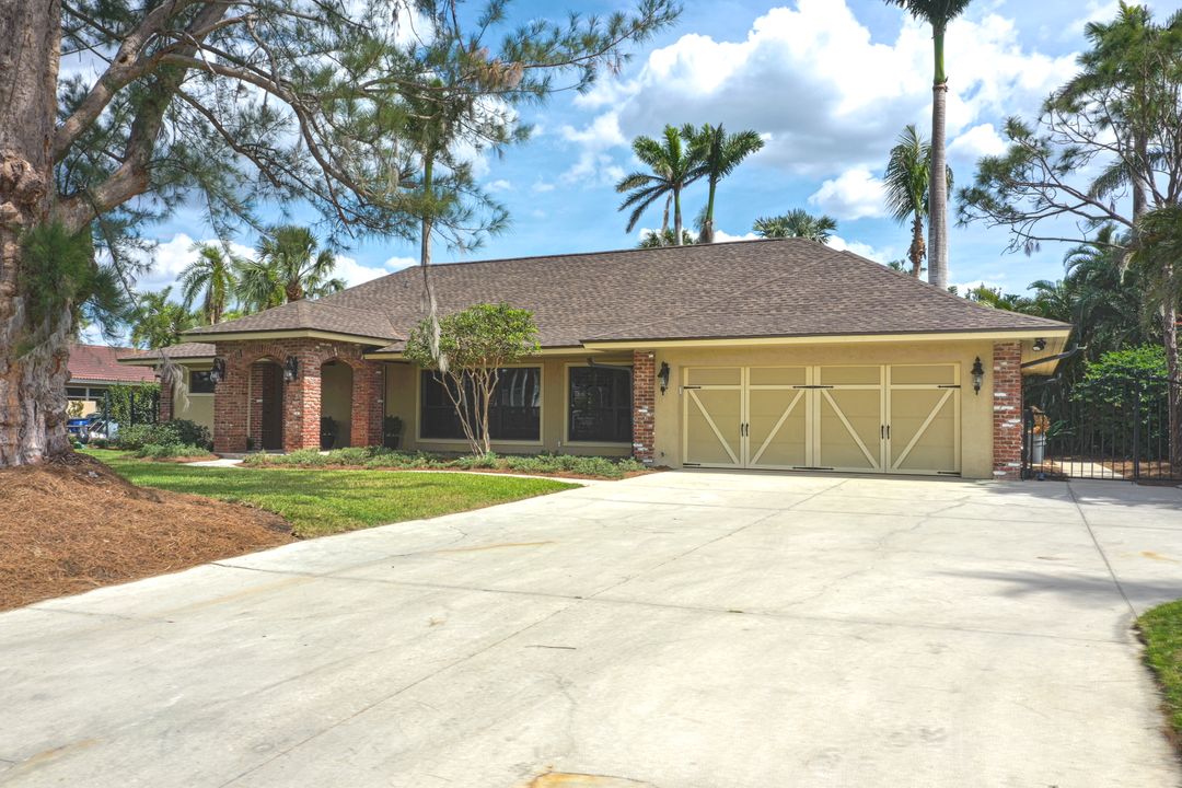 5657 Shaddelee Ln W, Fort Myers, FL 33919