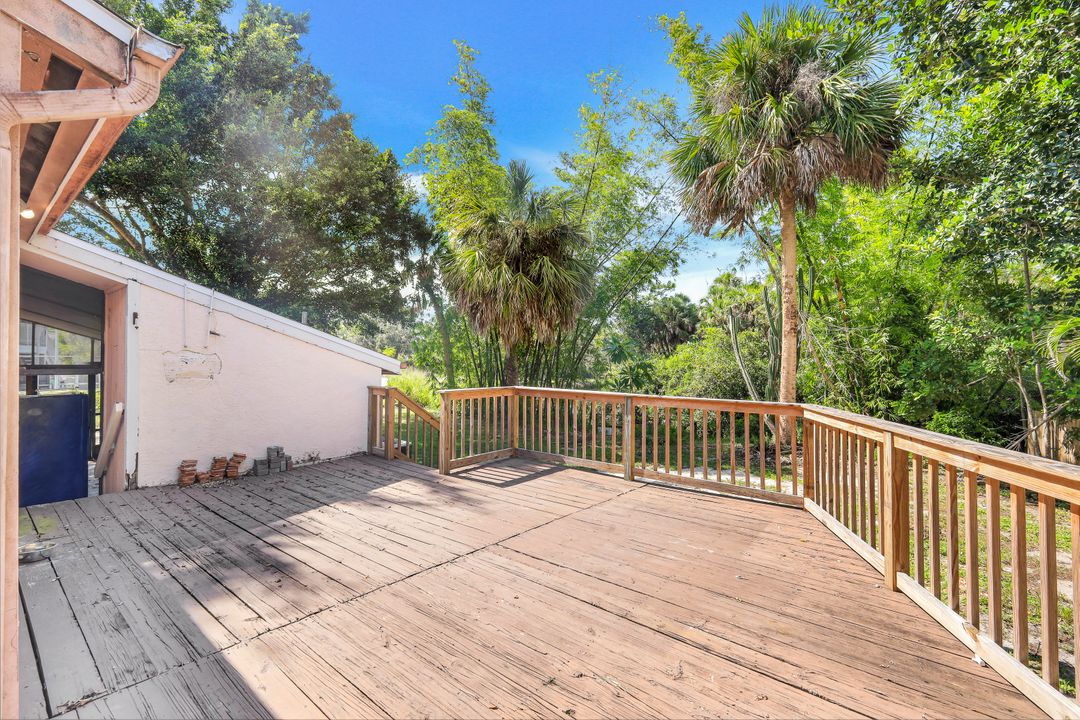 11131 Orangewood Dr, Bonita Springs, FL 34135