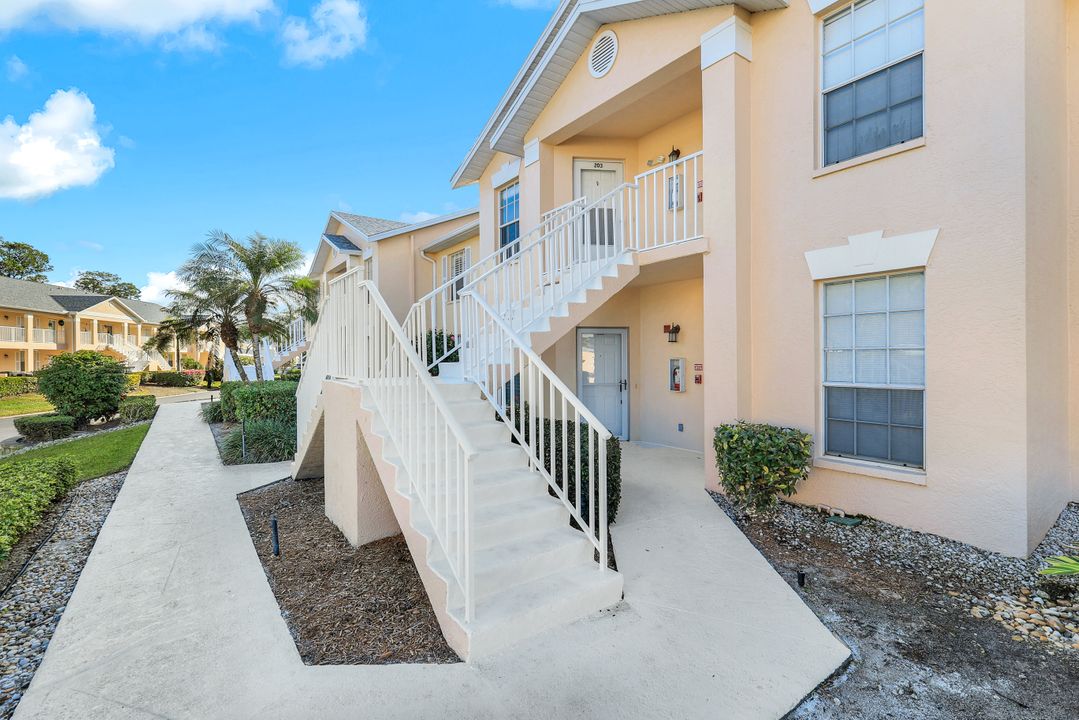 760 Wiggins Lake Dr #203, Naples, FL 34110