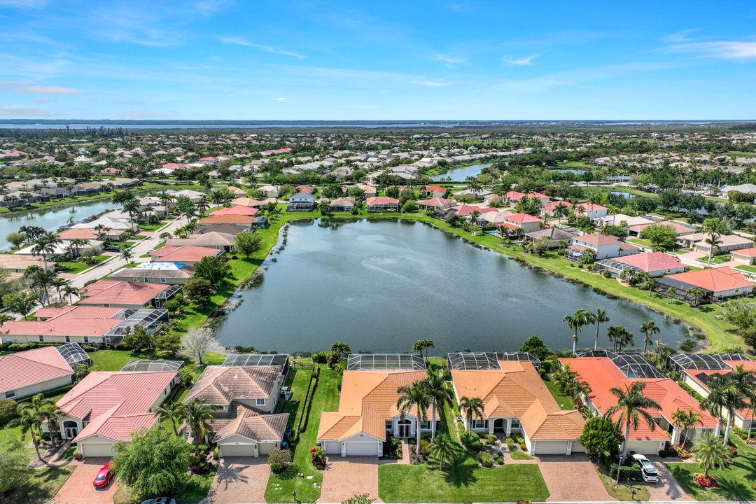 2526 Ashbury Cir, Cape Coral, FL 33991