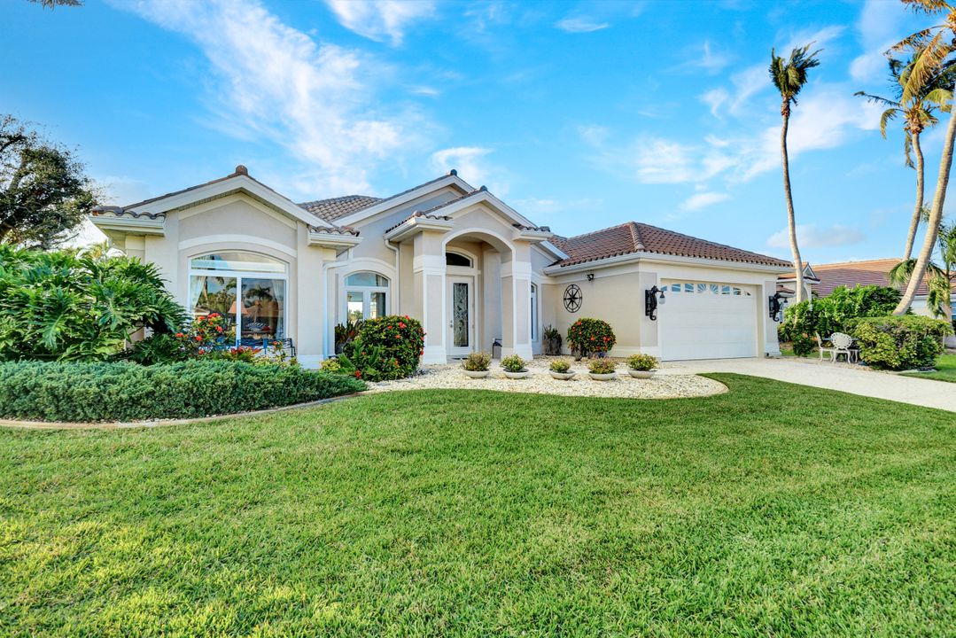 5510 Lancelot Ln, Cape Coral, FL 33914