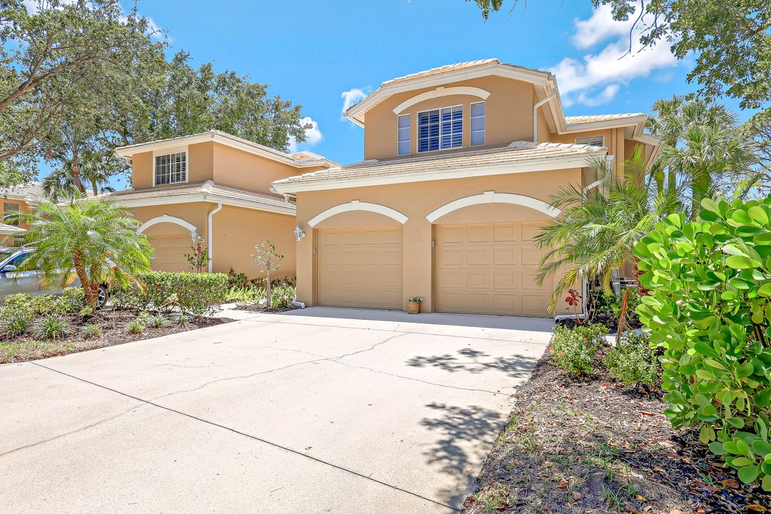 24706 Lakemont Cove Ln #102, Bonita Springs, FL 34134