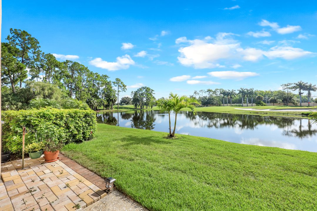 7360 St Ives Way #2103, Naples, FL 34104