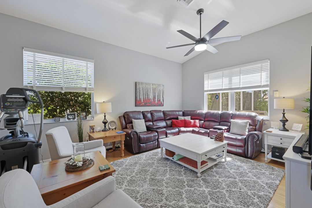 2143 Morning Sun Ln, Naples, FL 34119