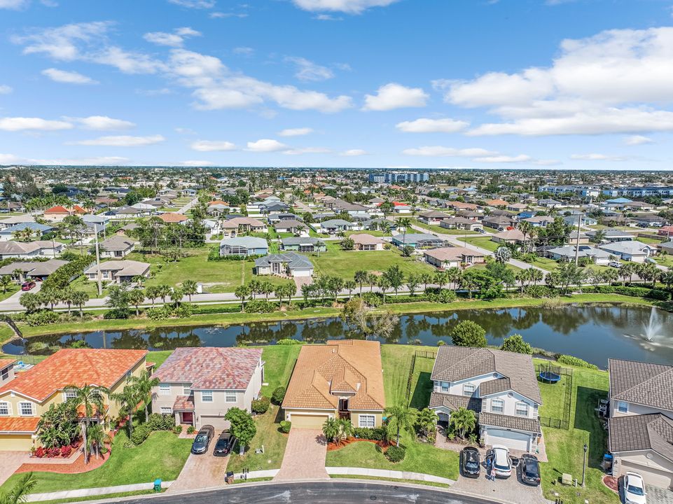 2269 Cape Heather Cir, Cape Coral, FL 33991