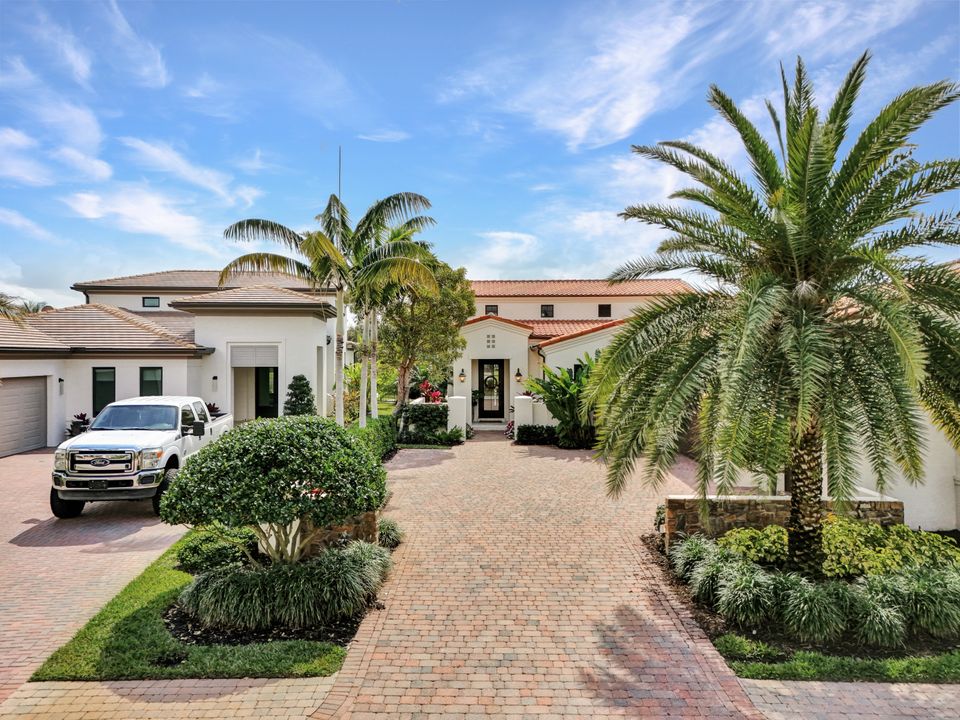 16692 Lucarno Way, Naples, FL 34110