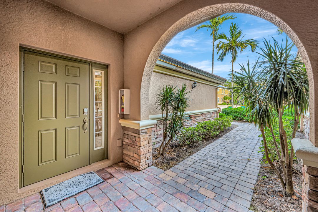 9537 Ironstone Terrace  #202, Naples, FL 34120