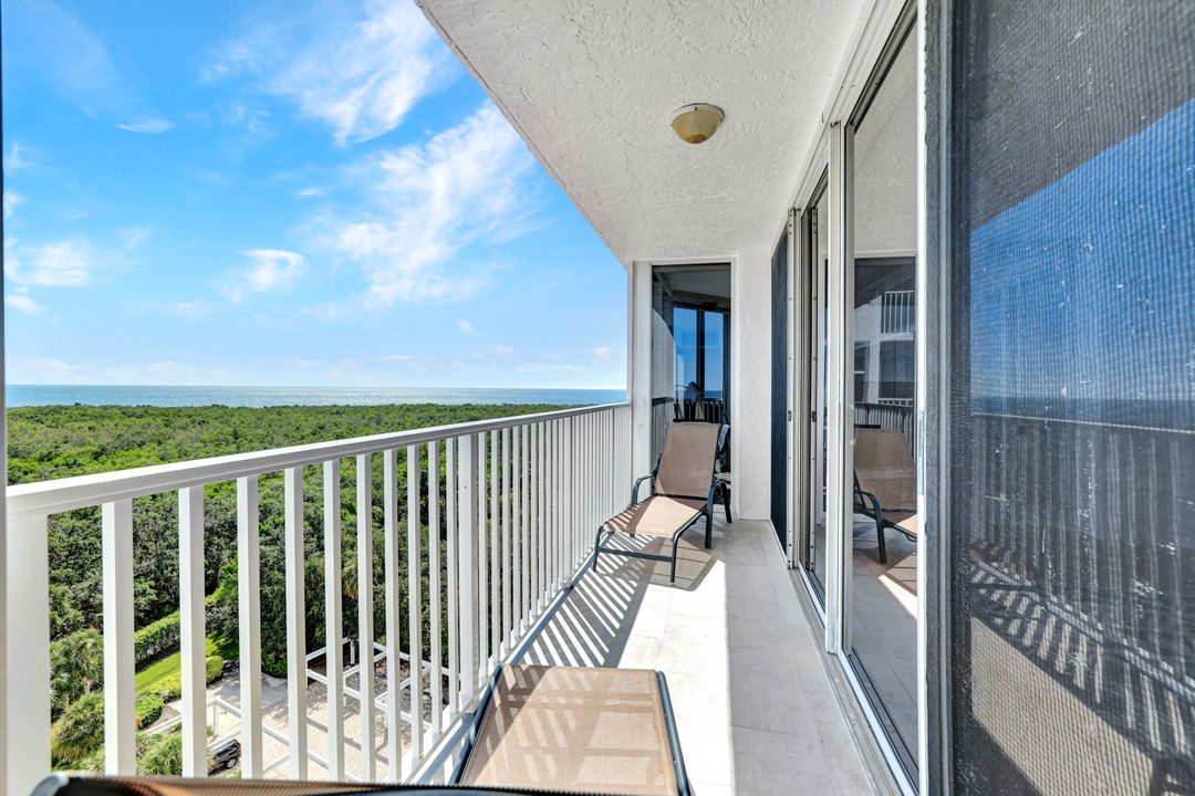 6361 Pelican Bay Blvd #904, Naples, FL 34108