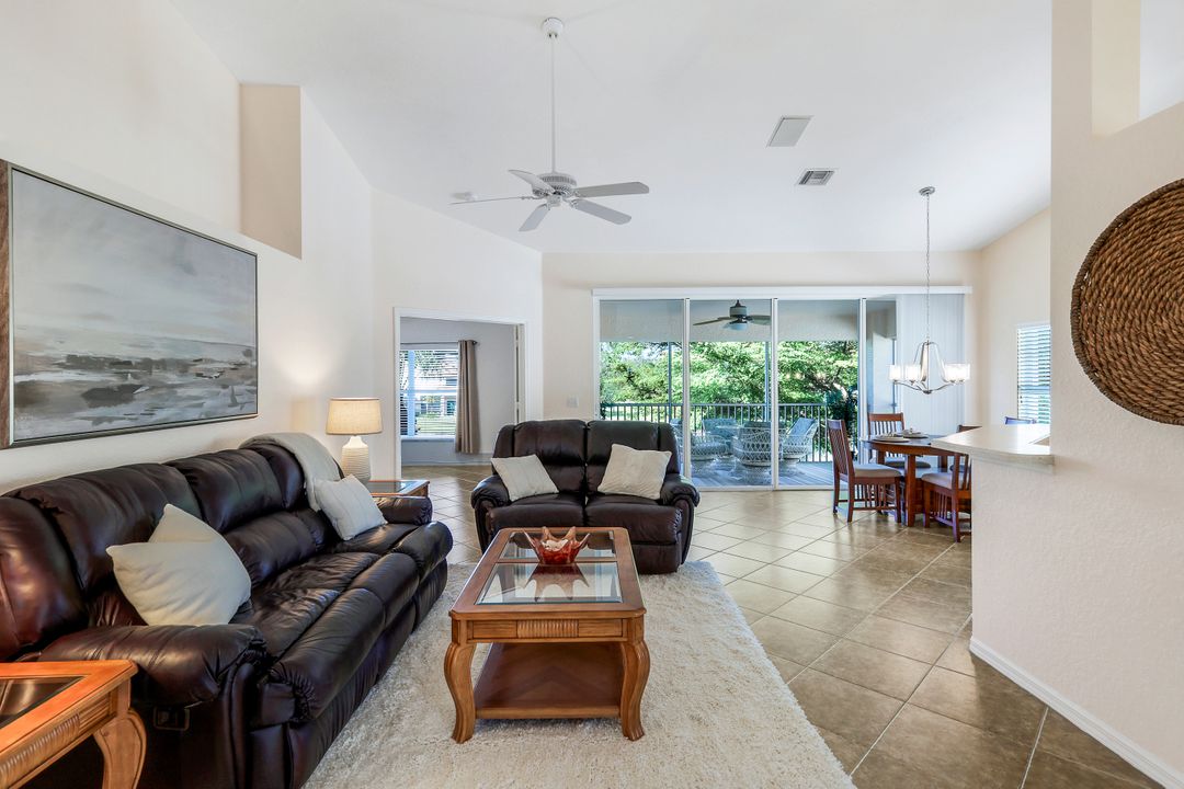 5645 Northboro Dr #202, Naples, FL 34110