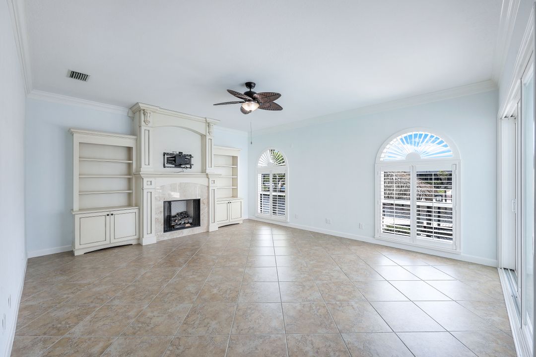 5340 SW 8th Ct, Cape Coral, FL 33914