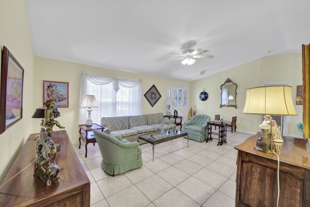 112 Sand Hill St, Marco Island, FL 34145