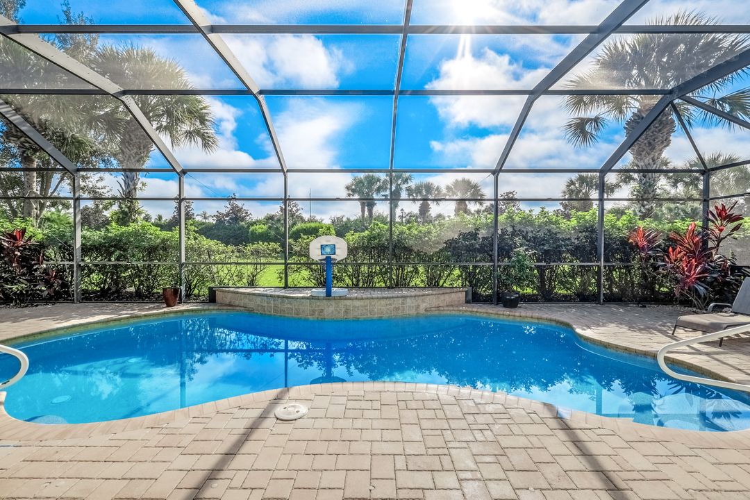 10383 Yorkstone Dr, Bonita Springs, FL 34135