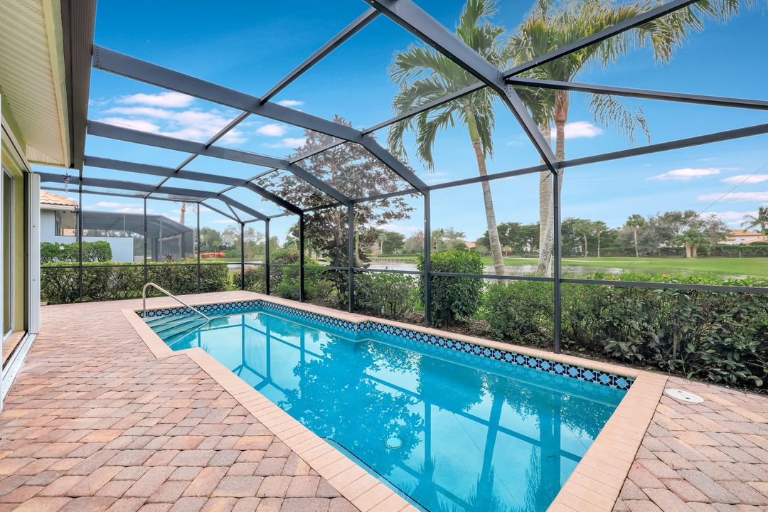 13690 Southampton Dr, Bonita Springs, FL 34135